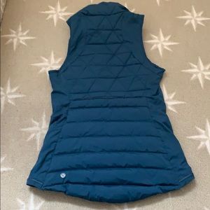 Lululemon teal down vest size 4